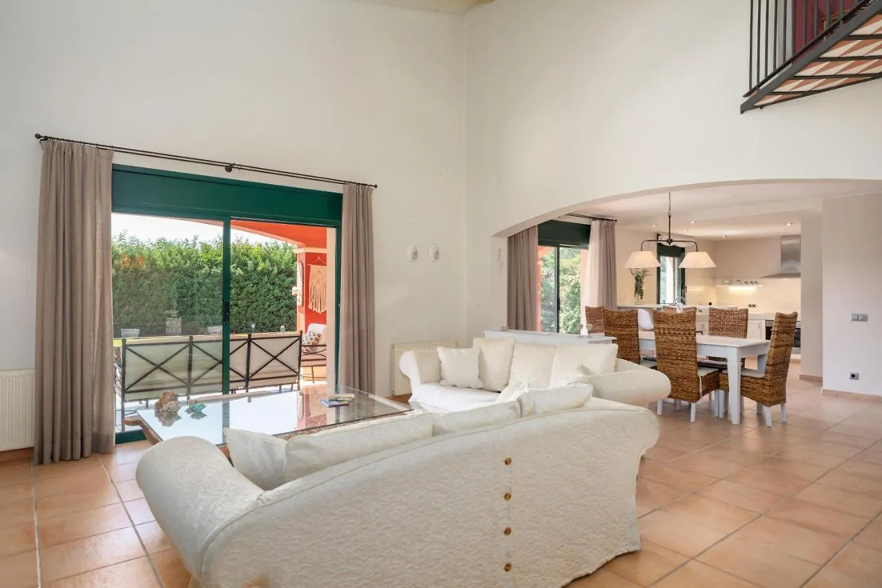 Flateli Peralada Villa Spanyolország